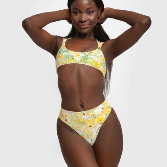 Ashley High Waist Reversible Bottoms- Love Bug NWOT - Picture 7 of 7